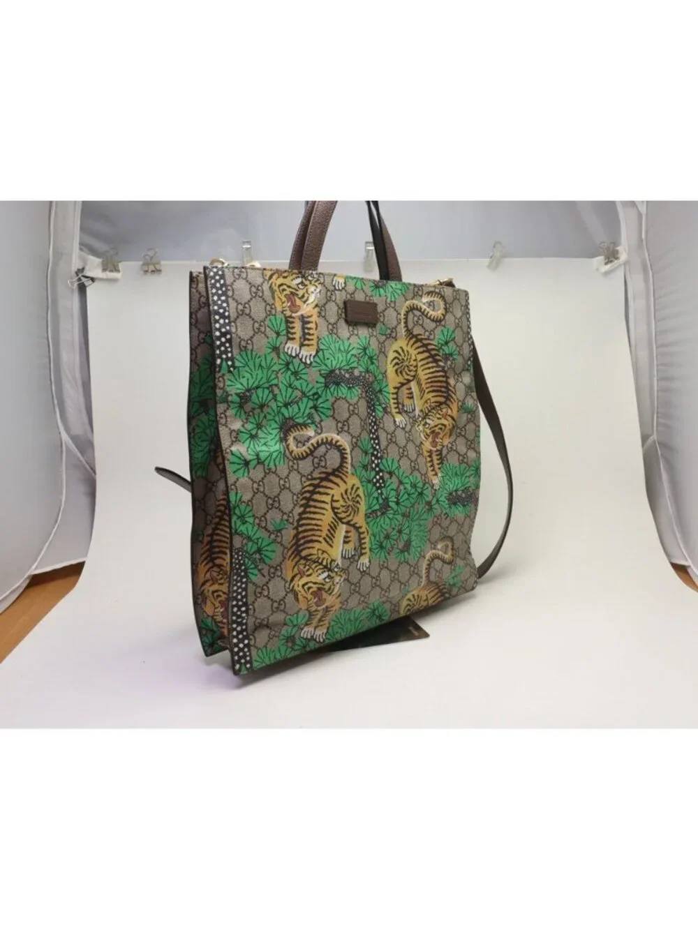 Gucci GG Supreme Bengal 2-Way Tote Bag